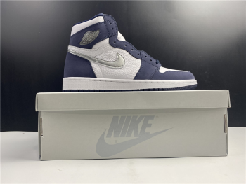 NIKE AIR JORDAN 1