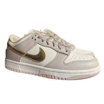 DUNK LOW SB GOLD SWOOSH