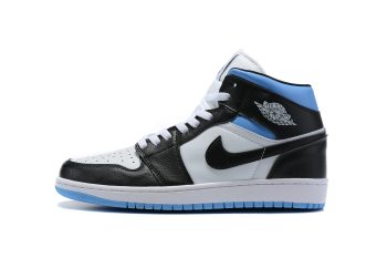 NIKE AIR JORDAN 1
