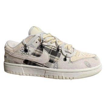 FUTURA X DUNK LOW SB FLOWER