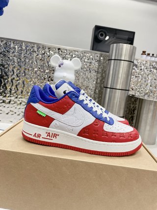 LOUIS VUITTON X NIKE AIR FORCE 1