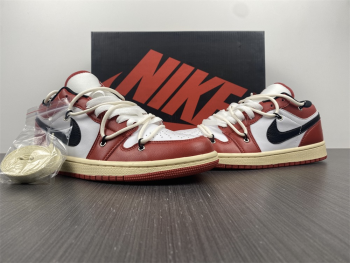 NIKE AIR JORDAN 1