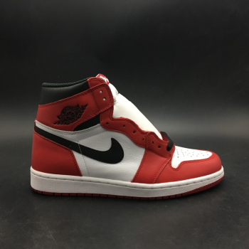 NIKE AIR JORDAN 1