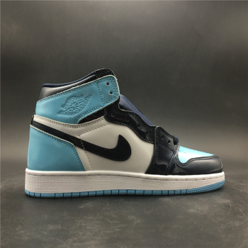 NIKE AIR JORDAN 1