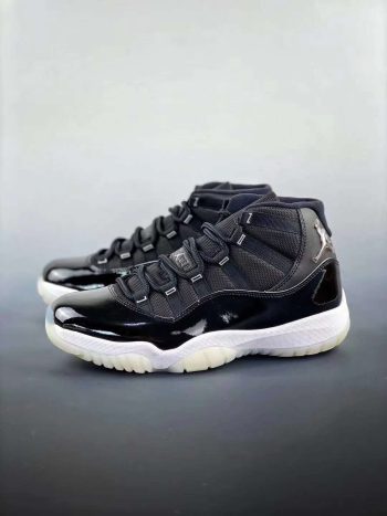 NIKE AIR JORDAN 11
